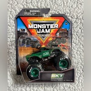 Monster Jam BKT Green Monster Truck